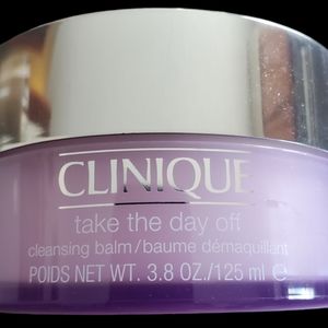 ❤️ FULL SIZE! NEW Clinique take the day off cleansing balm. ❤️